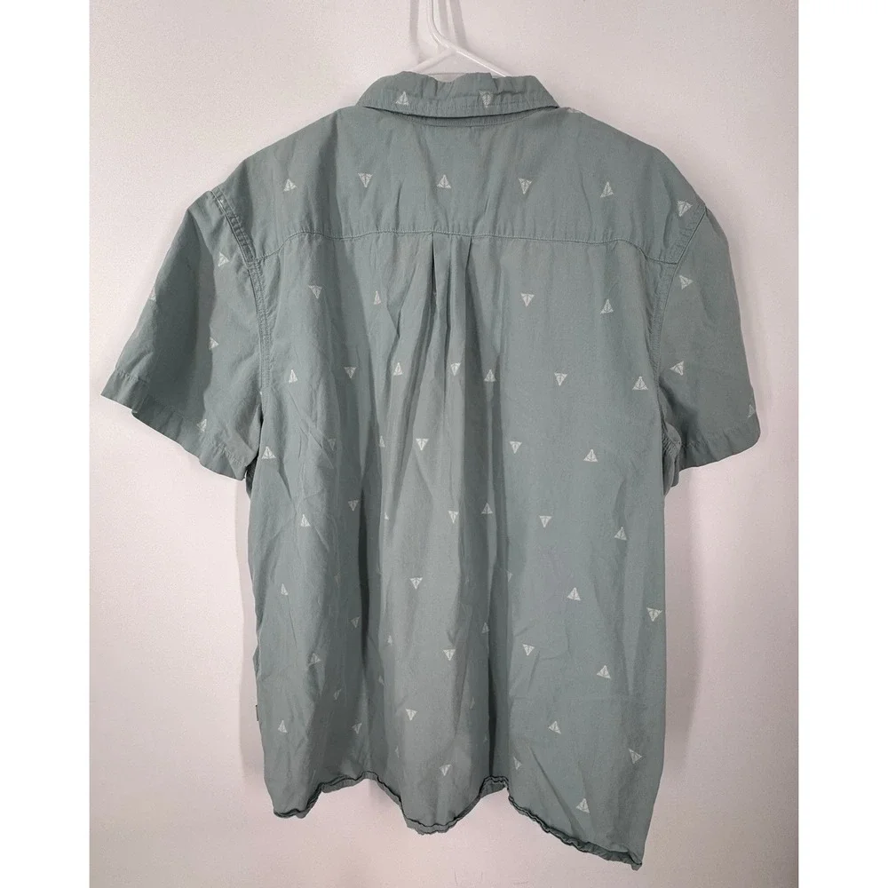 NEW The North Face Shirt Mens XXL Blue Hawaiian Printed Button Up Beach Island